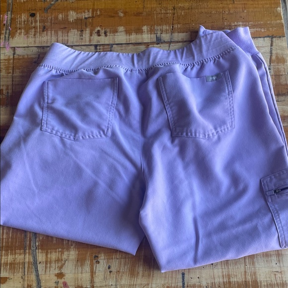 Figs Scrub Set - Picture 4 of 7